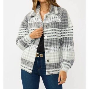 Lovestitch Gray & White Knit Plaid Button-Up Jacket | Cozy Shacket | Size L